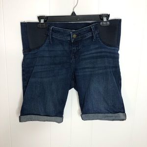 Ingrid Isabel maternity Bermuda panel shorts